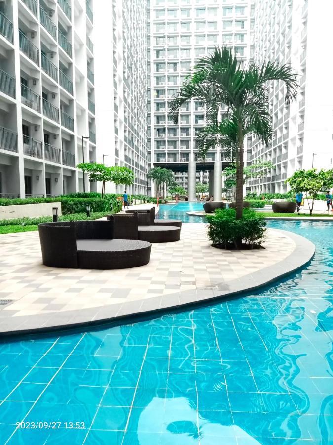 Shore 2 Residences 1Br Deluxe Room In Moa Complex มะนิลา ภายนอก รูปภาพ