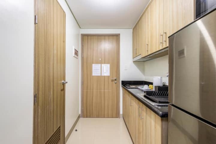 Shore 2 Residences 1Br Deluxe Room In Moa Complex มะนิลา ภายนอก รูปภาพ
