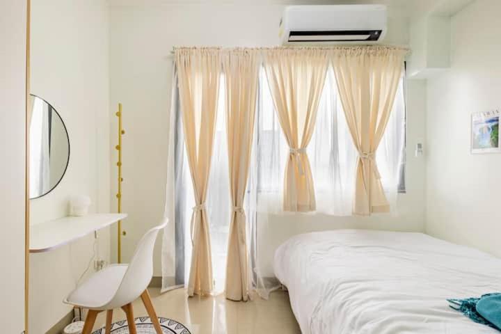 Shore 2 Residences 1Br Deluxe Room In Moa Complex มะนิลา ภายนอก รูปภาพ